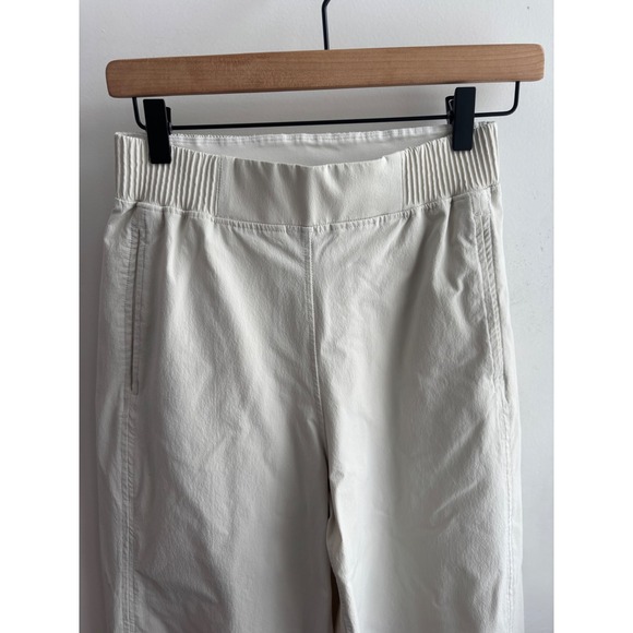 Lululemon Stretch Woven Ruffle Waist Wide Leg Cropped Pants small athleisure - Picture 4 of 10